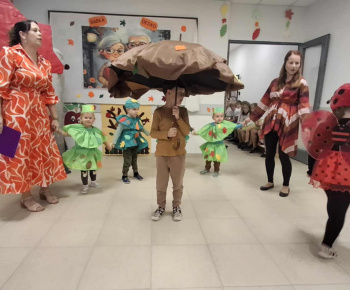 Aktuality / Október - mesiac úcty k starším v obci Pakostov - foto