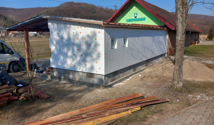 Spoločenská miestnosť a sociálne zariadenie 