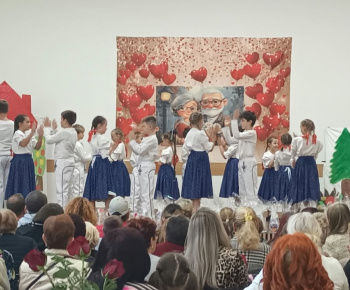 Aktuality / OKTÓBER - MESIAC ÚCTY K STARŠÍM - foto